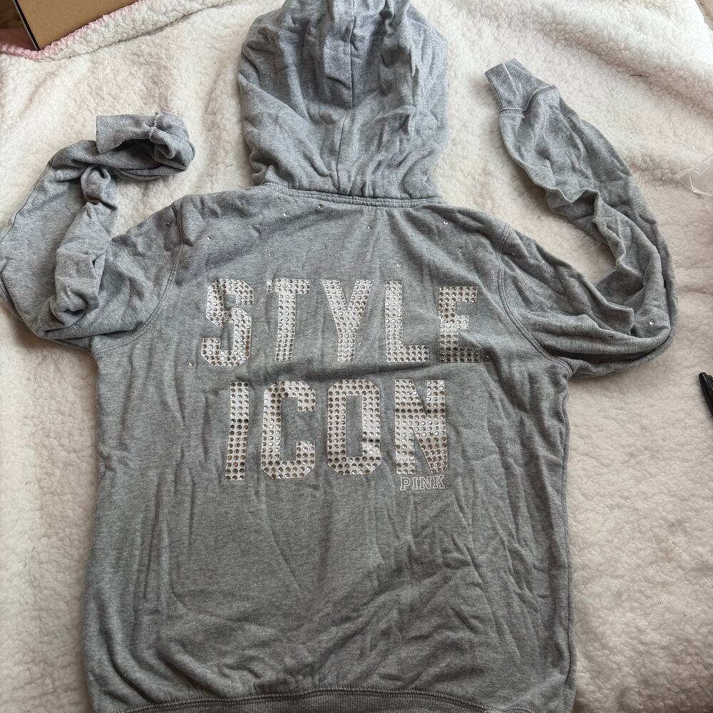 Victoria’s Secret Vintage Style Icon S